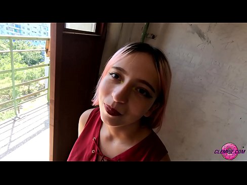 ❤️ Dareenka Ardayga ayaa ka nuugay qof qalaad oo dibadda jooga - Cum on wajigiisa ❌ Galmo